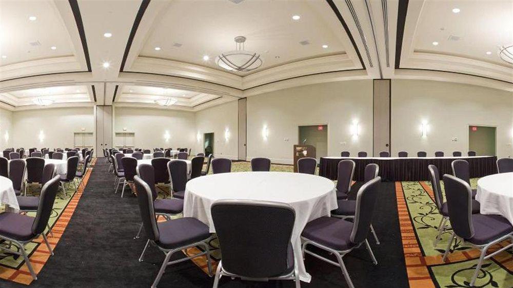 Clarion Hotel New Orleans - Airport & Conference Center Kenner Bagian luar foto